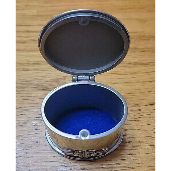 Royal Selangor Engraved Pewter Trinket Box Floral Design Blue Velvet 2" X 1.25" - Picture 3 of 6